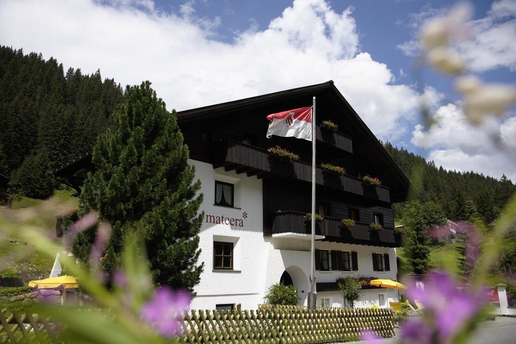 Familienhotel Mateera Gargellen / Montafon Buitenkant foto